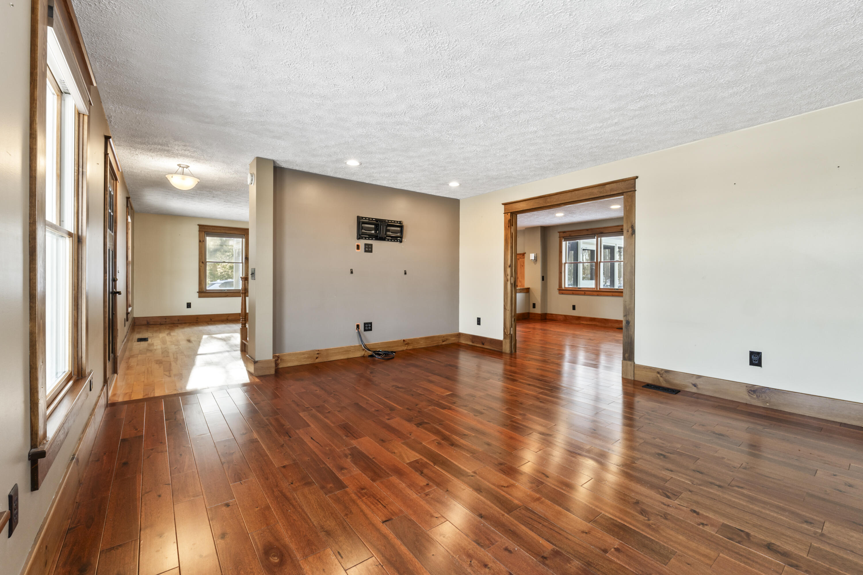 467 Bay Road Bowdoinham, ME 04008 - Photo 31 of 81 Family Room