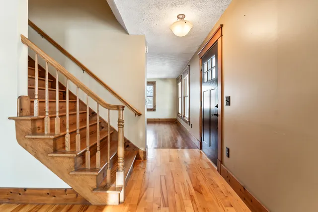 $895,000 | 467 Bay Road, Bowdoinham, ME 04008