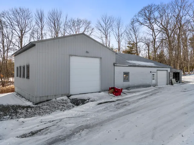 $895,000 | 467 Bay Road, Bowdoinham, ME 04008