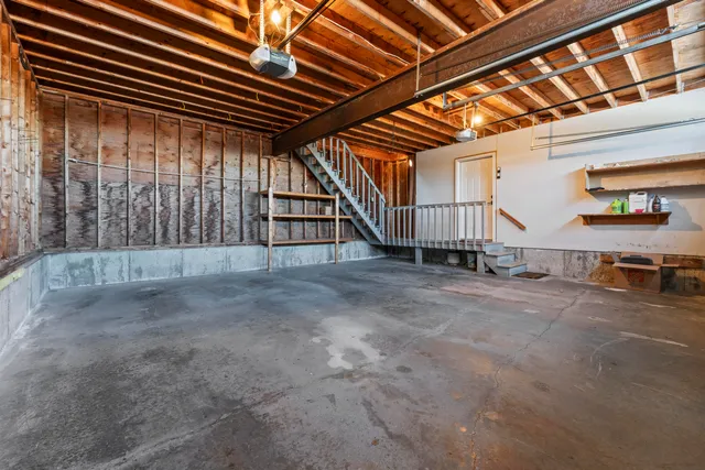 $895,000 | 467 Bay Road, Bowdoinham, ME 04008