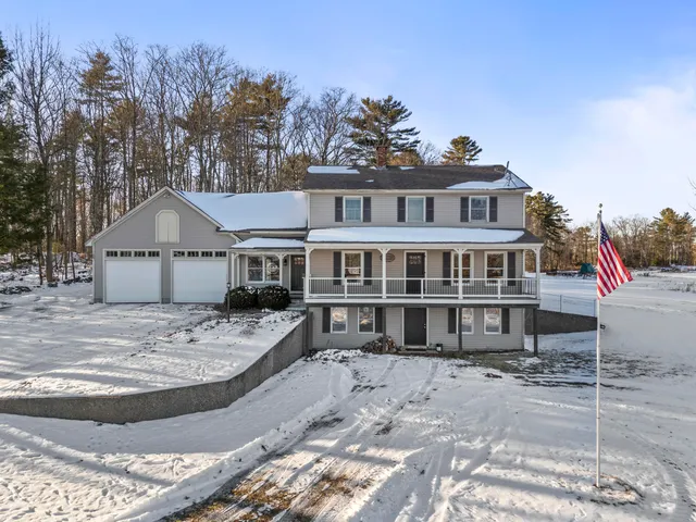 $895,000 | 467 Bay Road, Bowdoinham, ME 04008