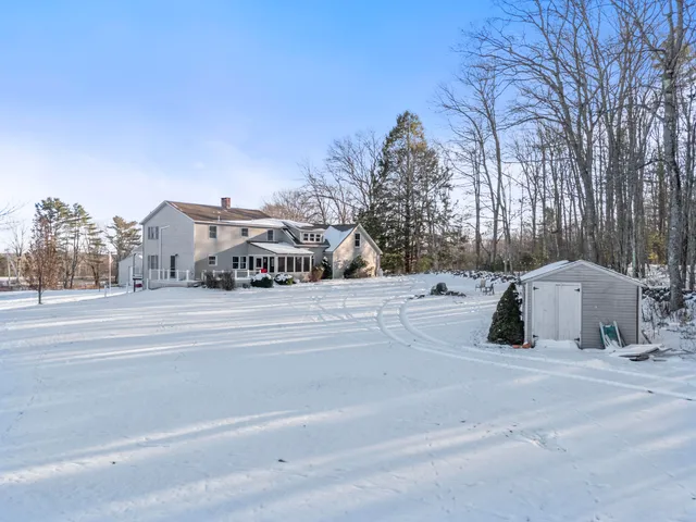 $895,000 | 467 Bay Road, Bowdoinham, ME 04008