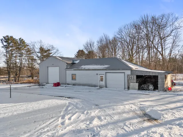 $895,000 | 467 Bay Road, Bowdoinham, ME 04008