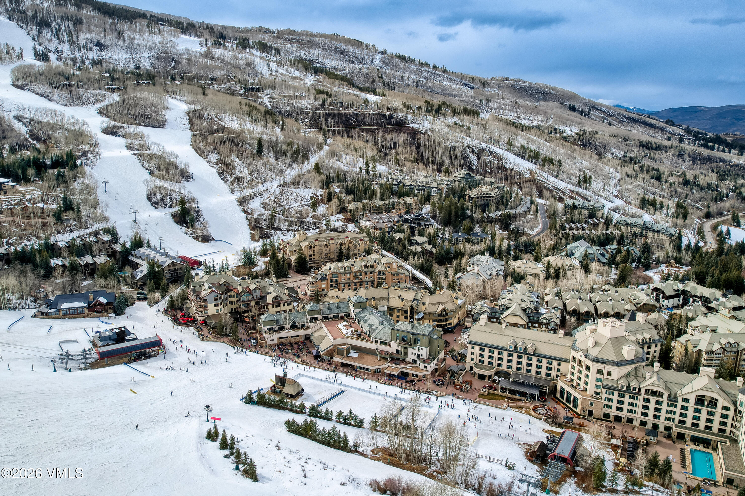 45 West Thomas Place, Unit R17 Beaver Creek, CO 81620 - Photo 15 of 29 45 W Thomas Pl # R-17 - Print Quality -