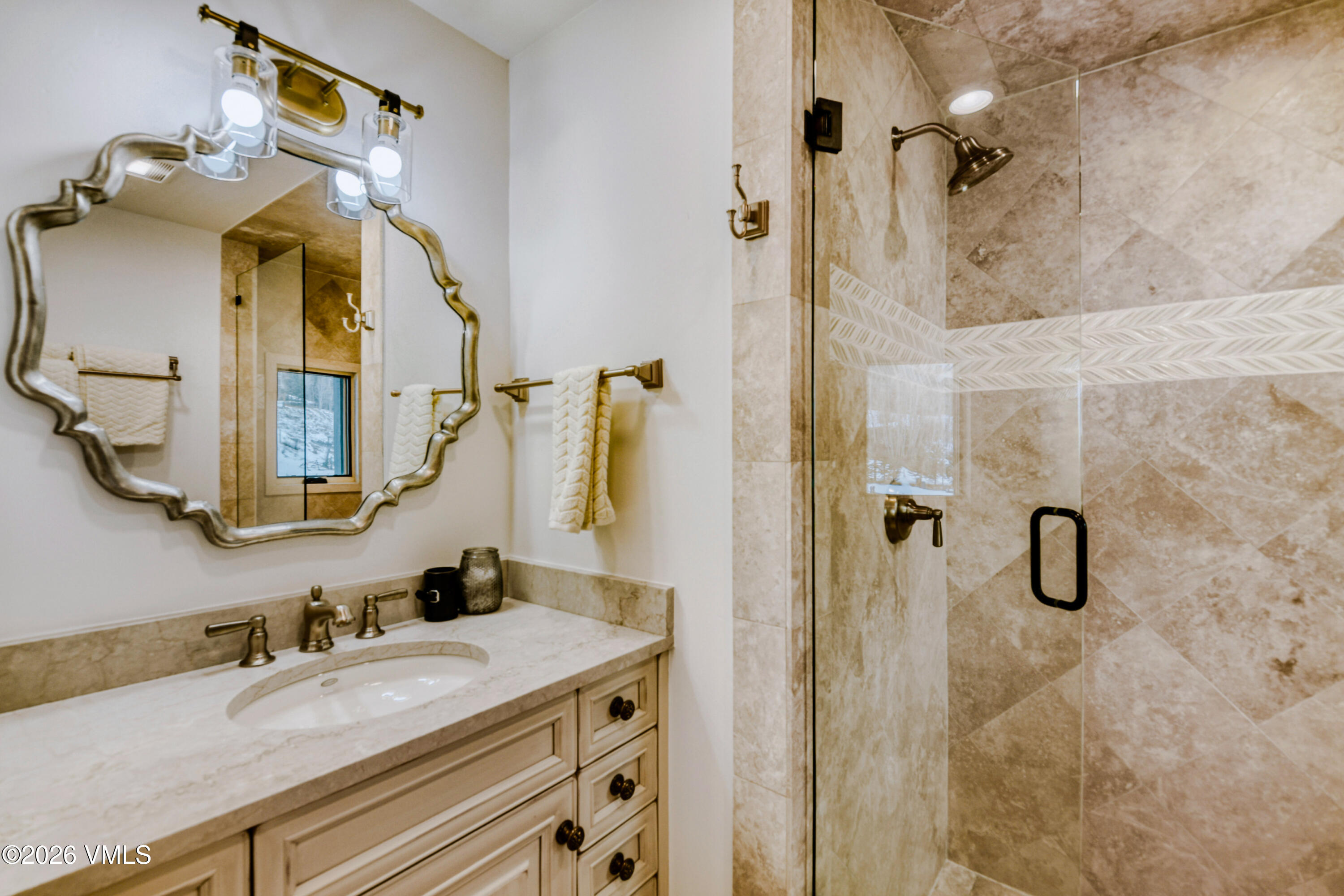 45 West Thomas Place, Unit R17 Beaver Creek, CO 81620 - Photo 26 of 29 45 W Thomas Pl # R-17 - Print Quality -