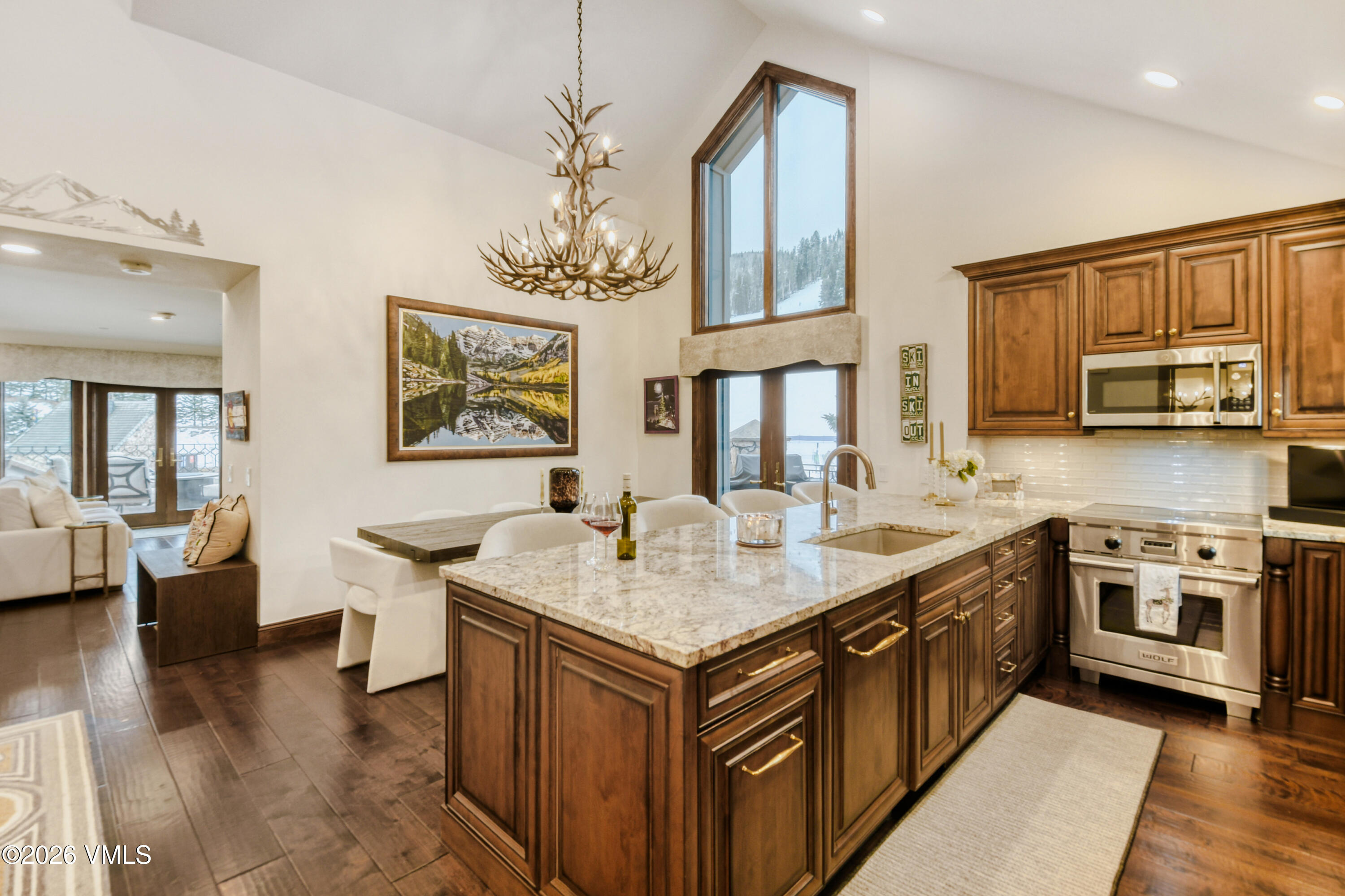 45 West Thomas Place, Unit R17 Beaver Creek, CO 81620 - Photo 10 of 29 45 W Thomas Pl # R-17 - Print Quality -