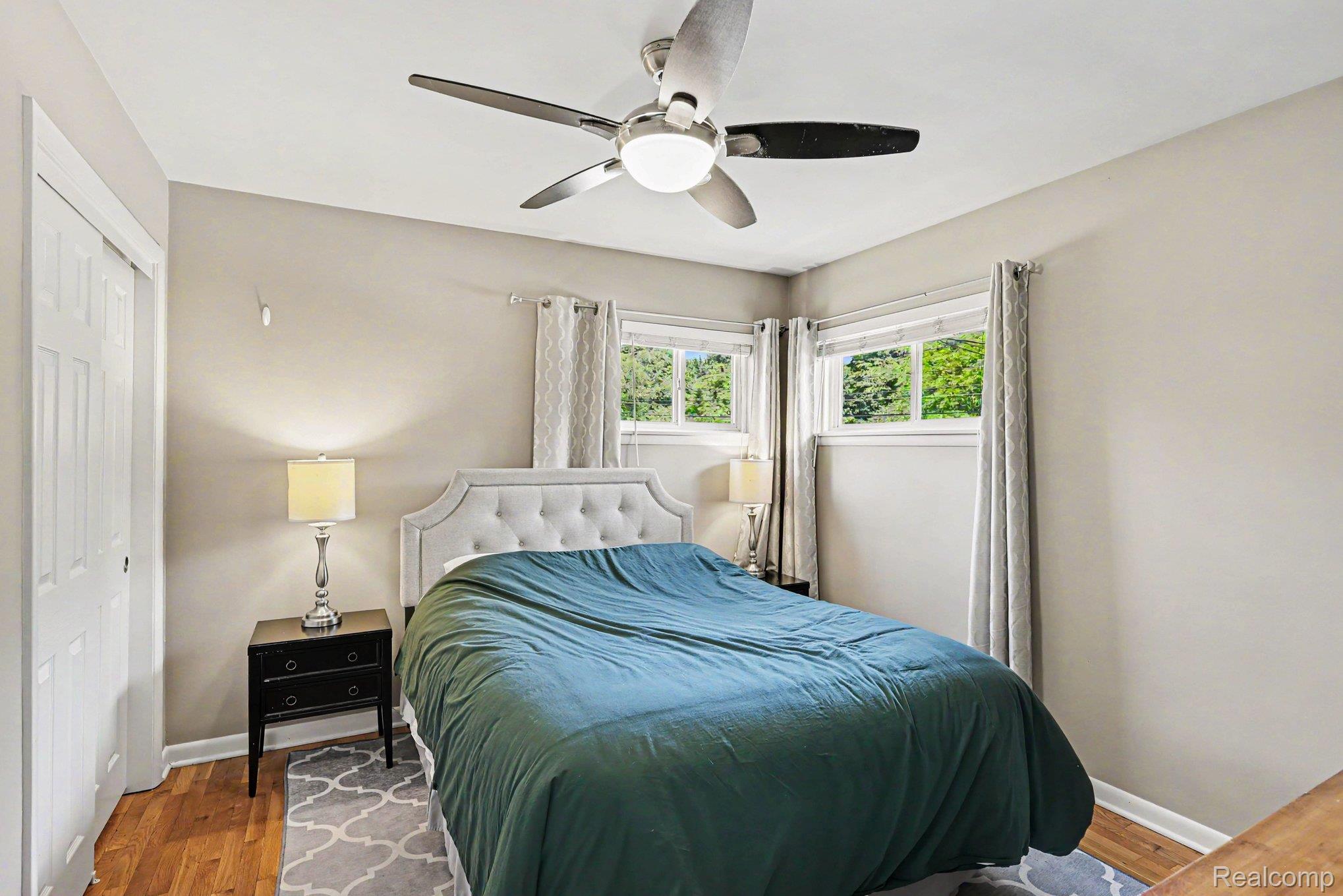 5603 Hallendale Road Haslett, MI 48840 - Photo 12 of 26 013_file_6337.jpg