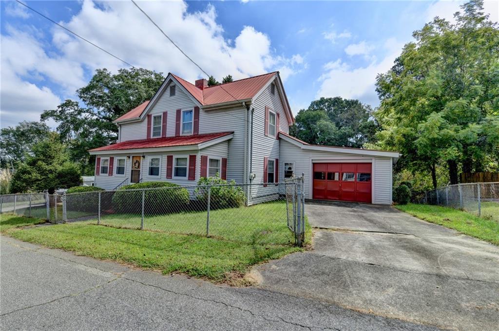 37 Spring Street Gainesville, GA 30501 - Photo 1 of 48