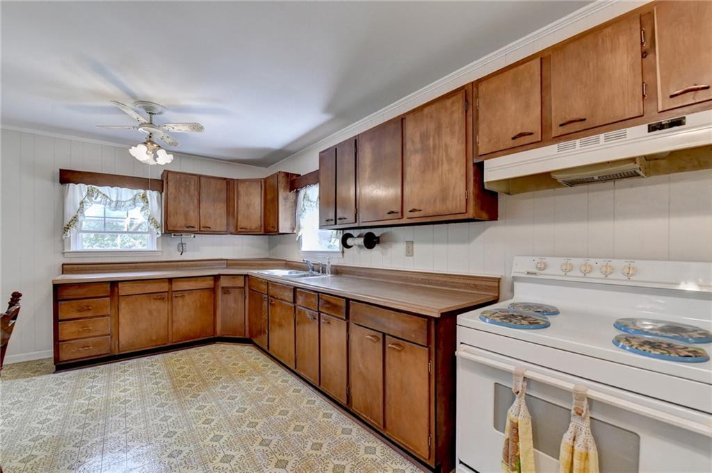 37 Spring Street Gainesville, GA 30501 - Photo 28 of 48