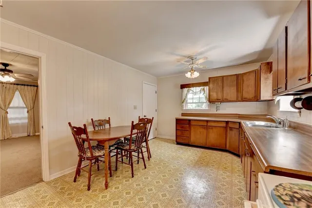 $325,000 | 37 Spring Street, Gainesville, GA 30501