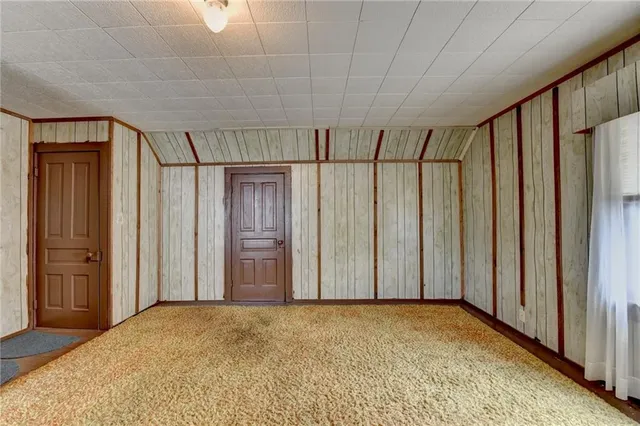 $325,000 | 37 Spring Street, Gainesville, GA 30501