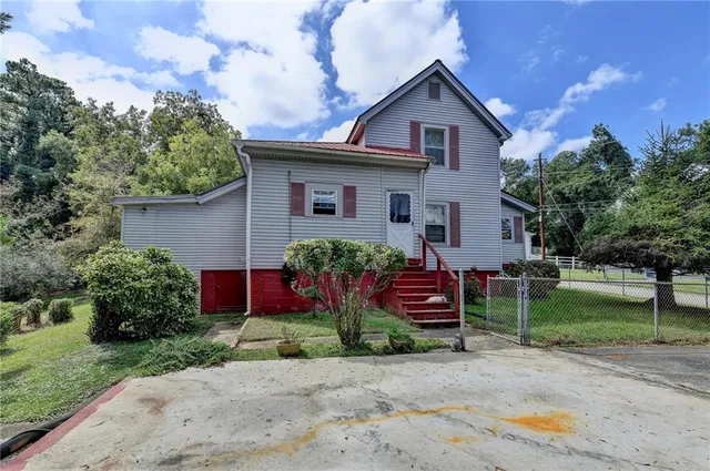 $325,000 | 37 Spring Street, Gainesville, GA 30501