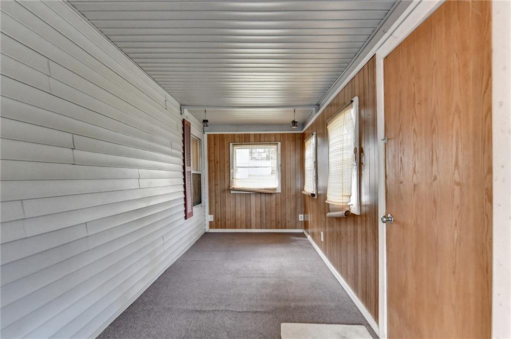 37 Spring Street Gainesville, GA 30501 - Photo 8 of 48