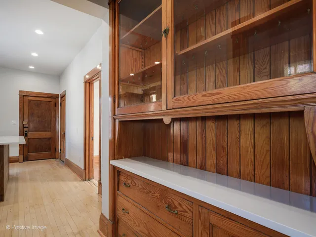 $4,100 | 1415 West George Street, Unit 1, Chicago, IL 60657