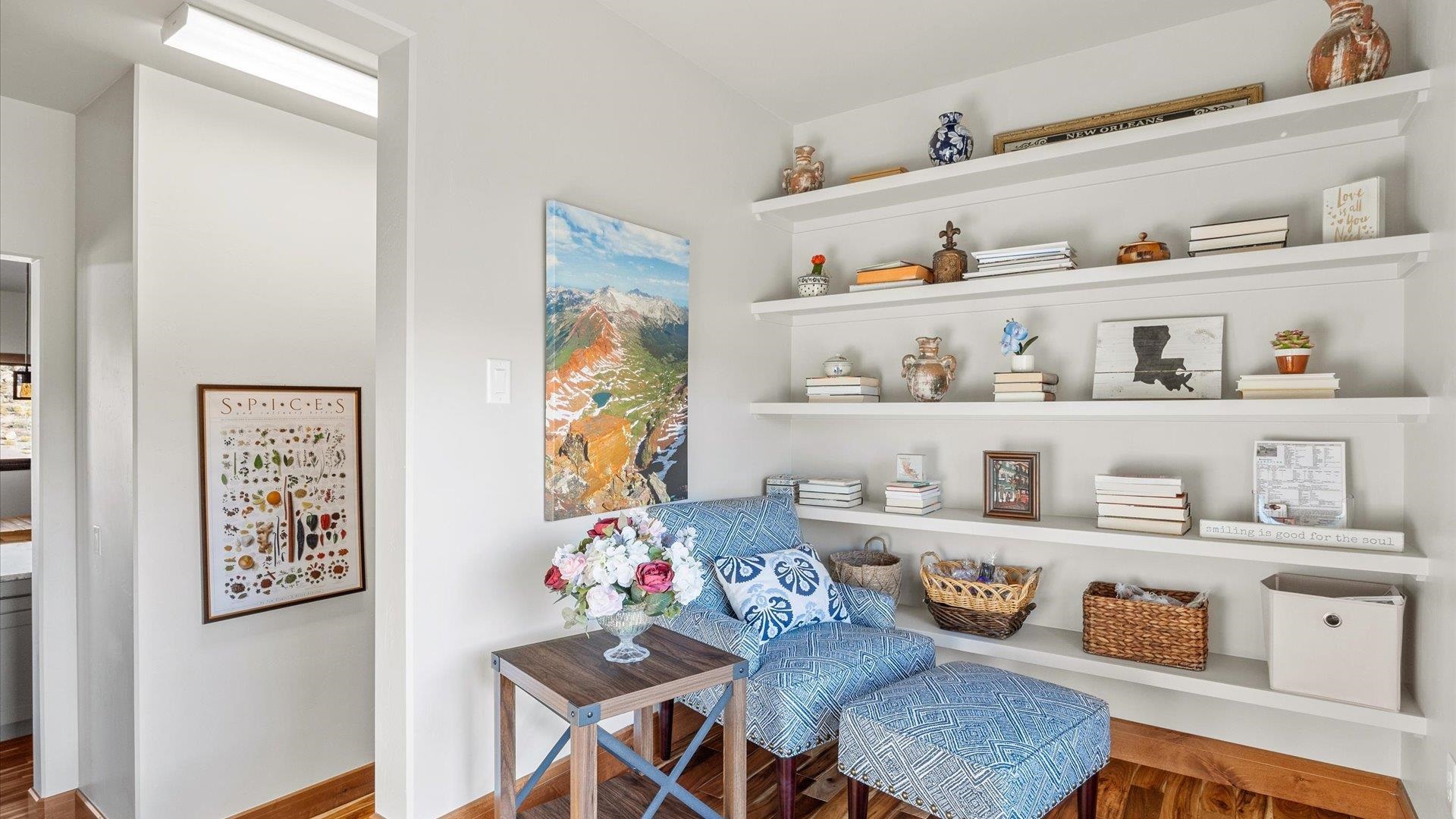 379 High Desert Road Grand Junction, CO 81507 - Photo 18 of 42 a room with furniture and book shelf