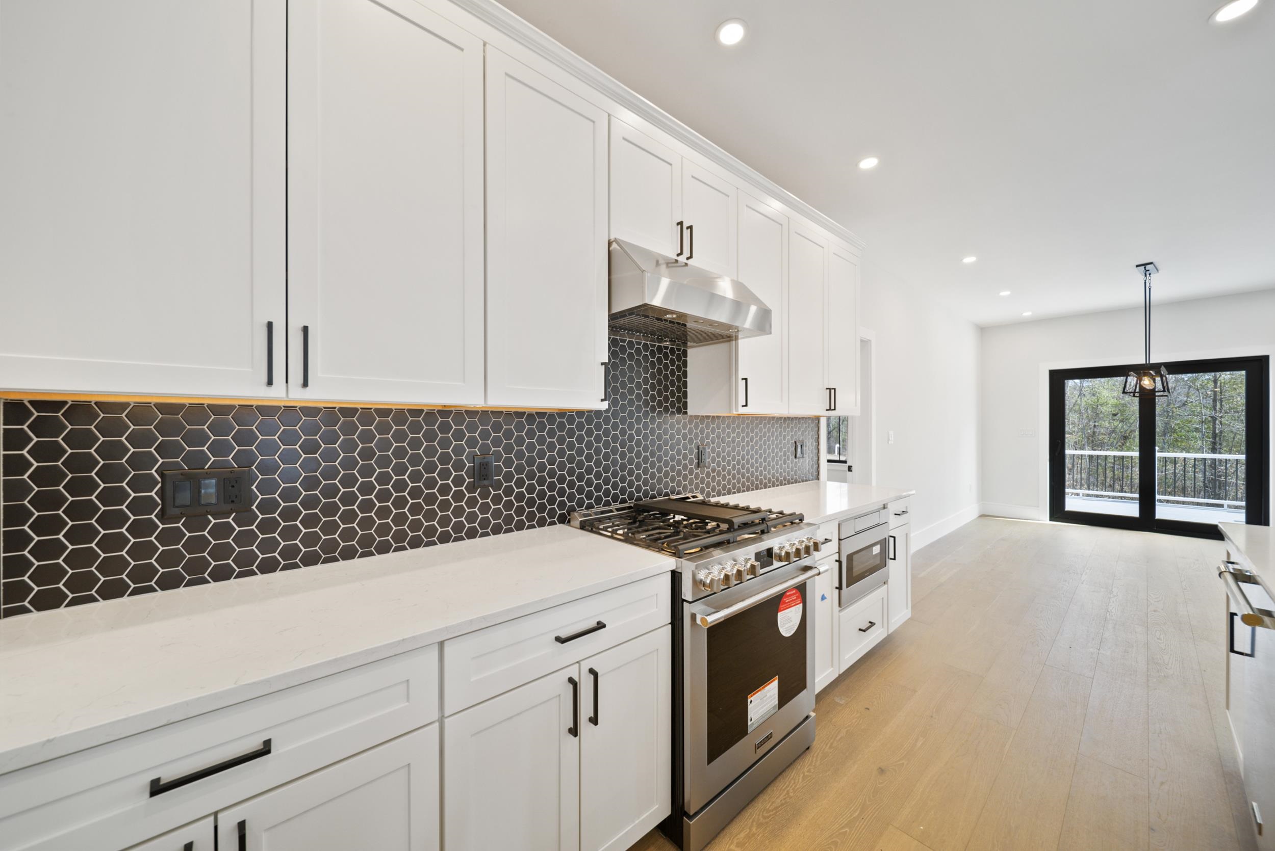 34 Trails Edge Road Windham, NH 03087 - Photo 13 of 47