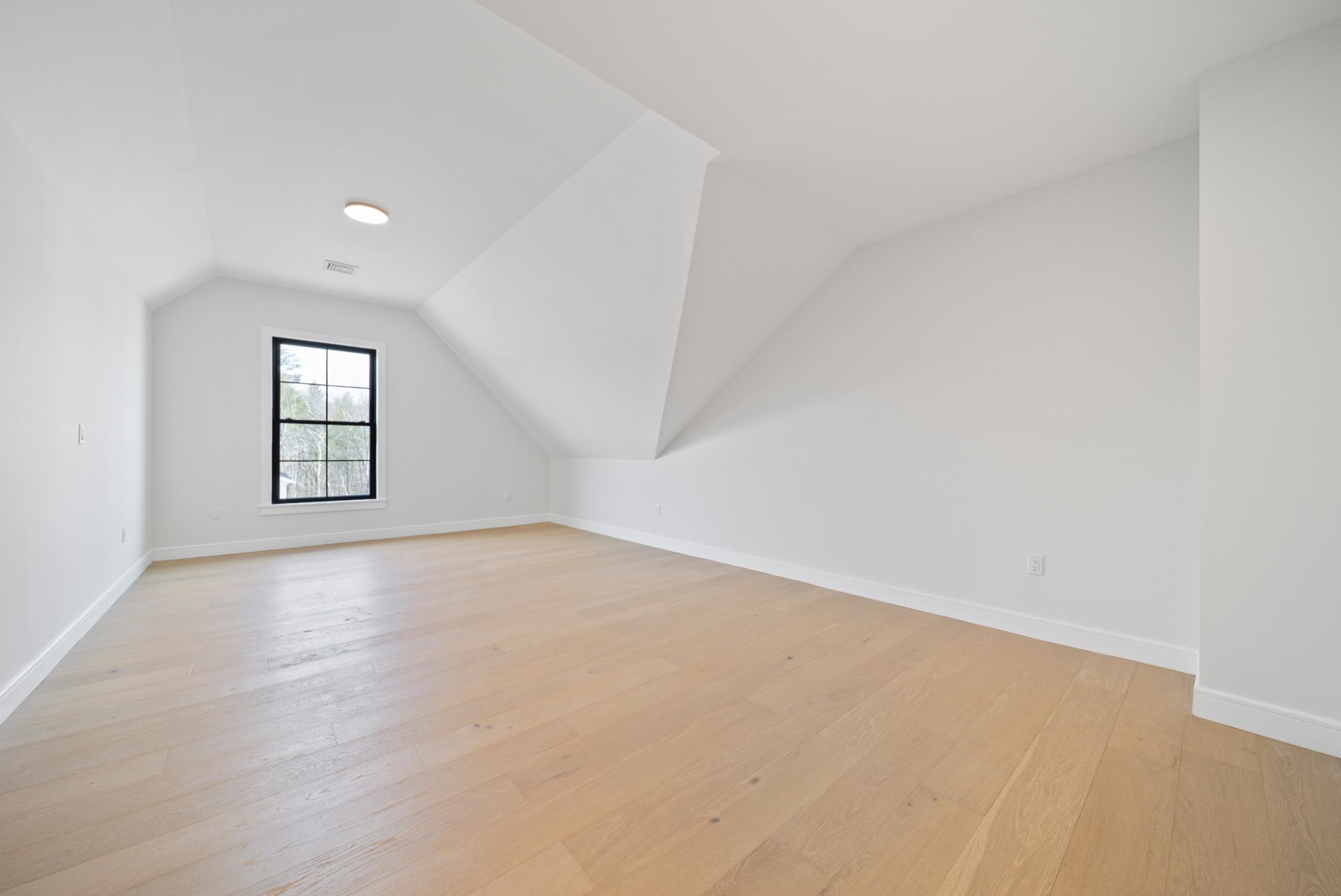 34 Trails Edge Road Windham, NH 03087 - Photo 35 of 47