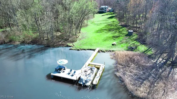 $689,900 | 2820 Dock Side Drive, Lake Milton, OH 44429