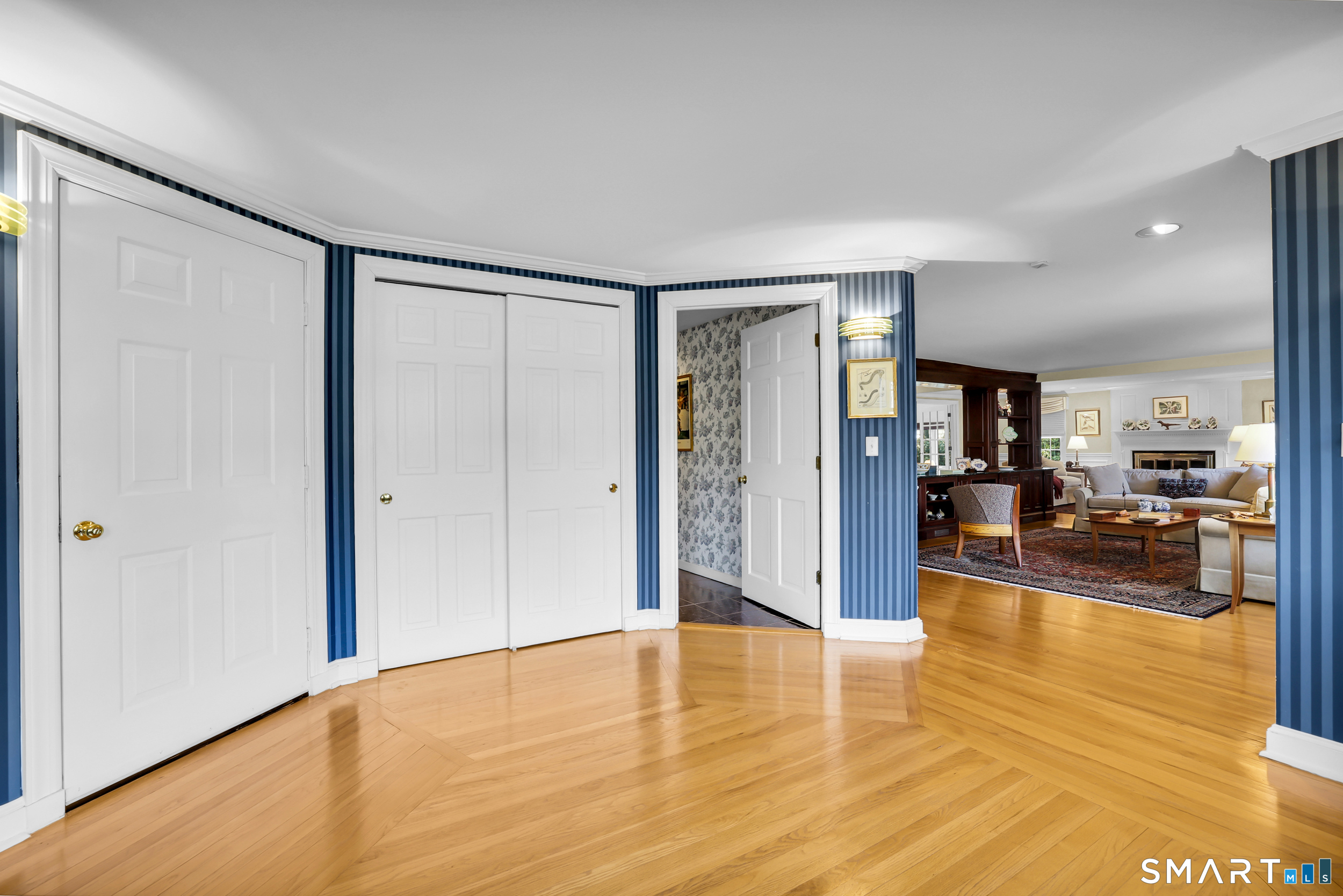 14 Old Orchard Road North Haven, CT 06473 - Photo 5 of 40