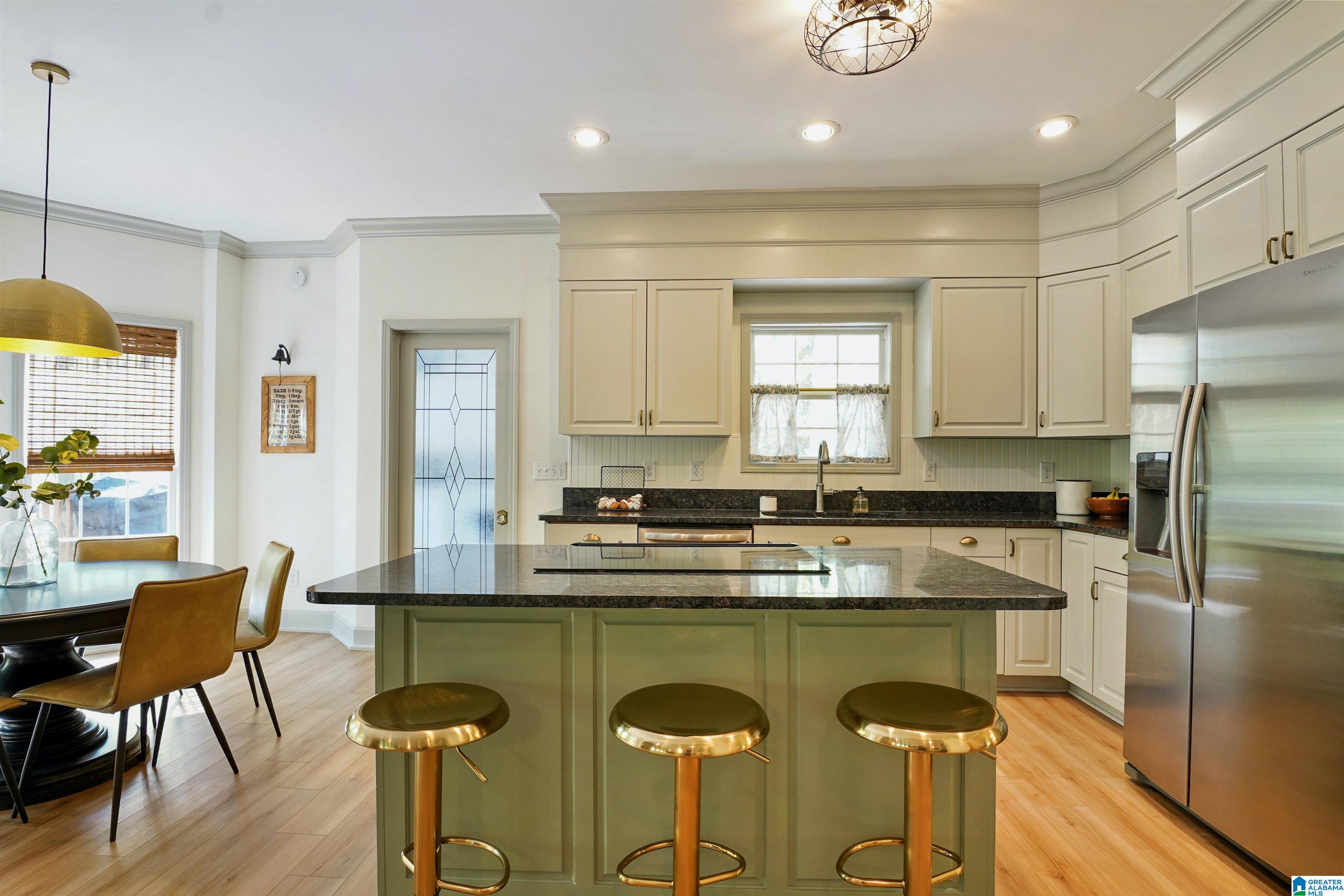 370 Dorough Road Columbiana, AL 35051 - Photo 3 of 89 Gallery Image 3