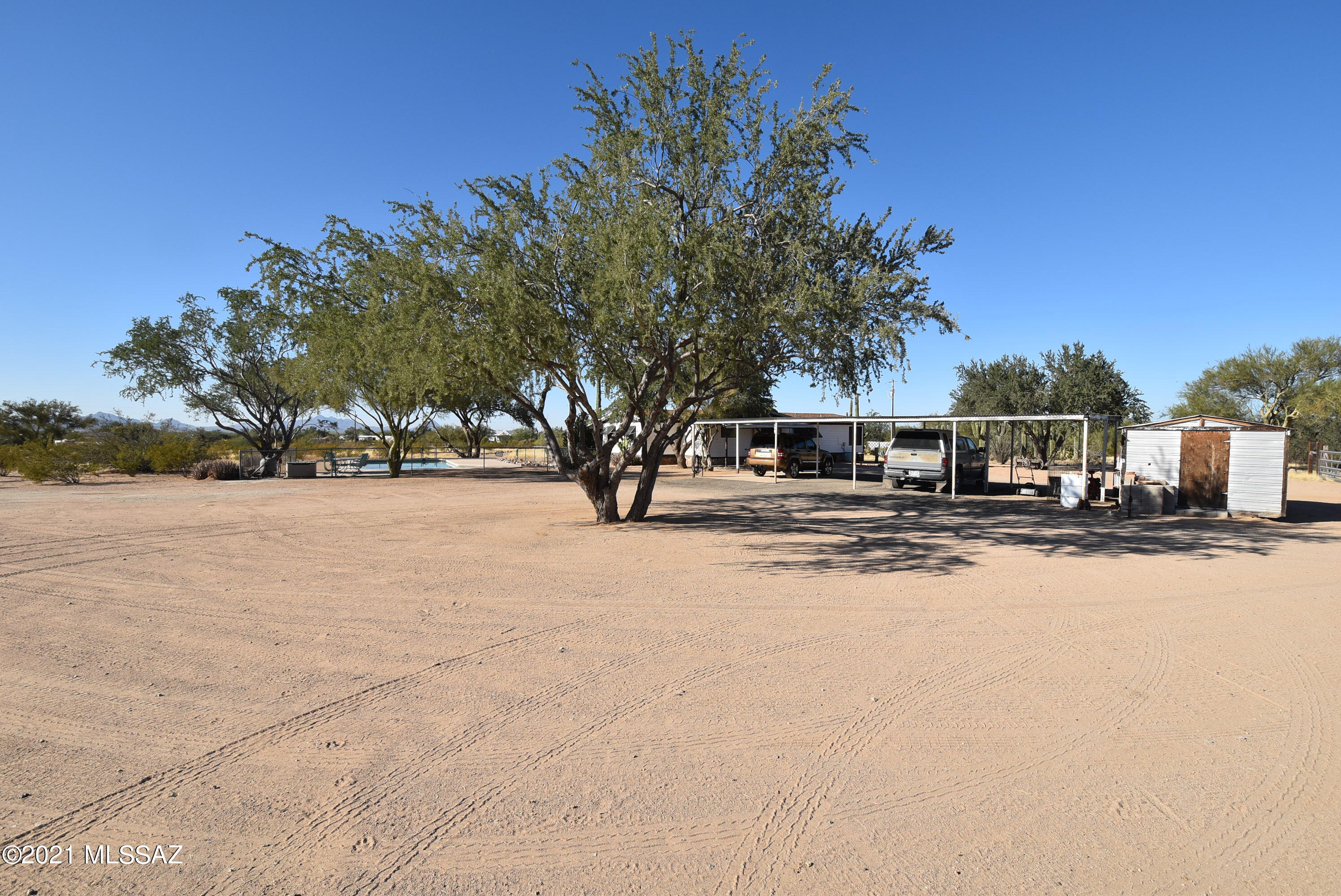 5820 North Chaparral Road Tucson, AZ 85743 - Photo 33 of 50