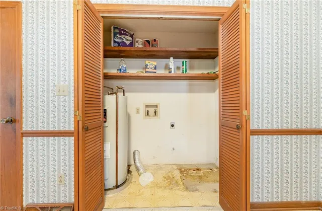 $255,000 | 805 Lewisville Clemmons Road, Lewisville, NC 27023