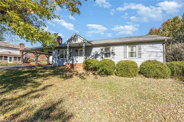 $255,000 | 805 Lewisville Clemmons Road, Lewisville, NC 27023