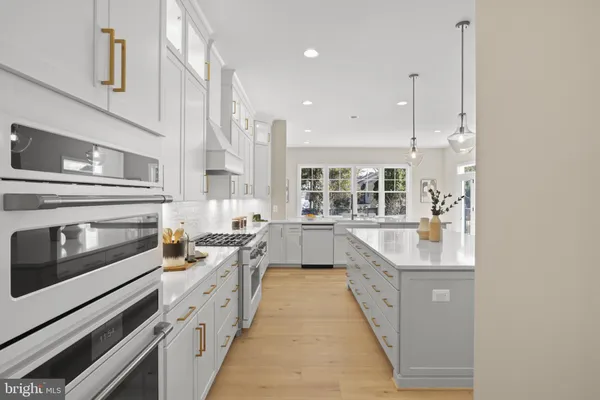 $2,378,500 | 2315 Stryker Avenue, Vienna, VA 22181