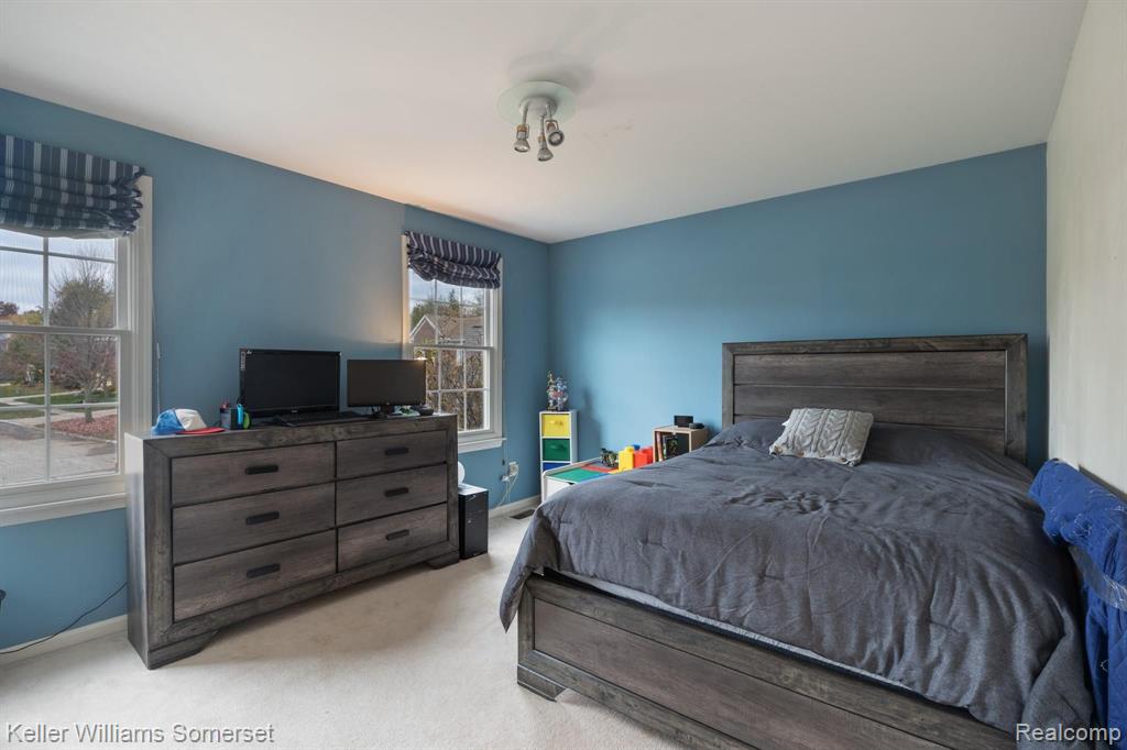 222 Saxon Court Rochester Hills, MI 48307 - Photo 17 of 24