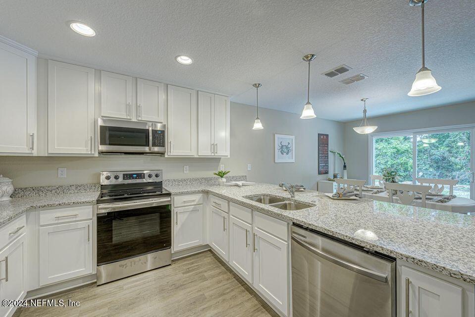 7002 Charmayn Road Jacksonville, FL 32244 - Photo 15 of 23 Interior 9