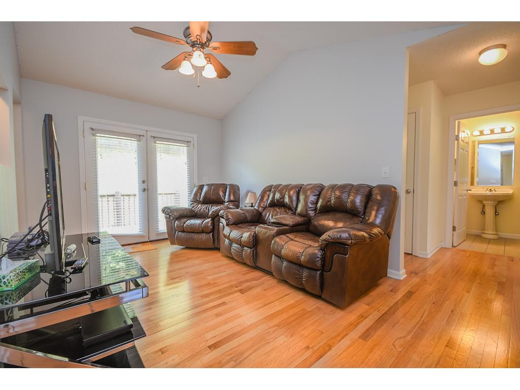4302 Rustic Way Kingsport, TN 37664 - Photo 4 of 24 Photo 4