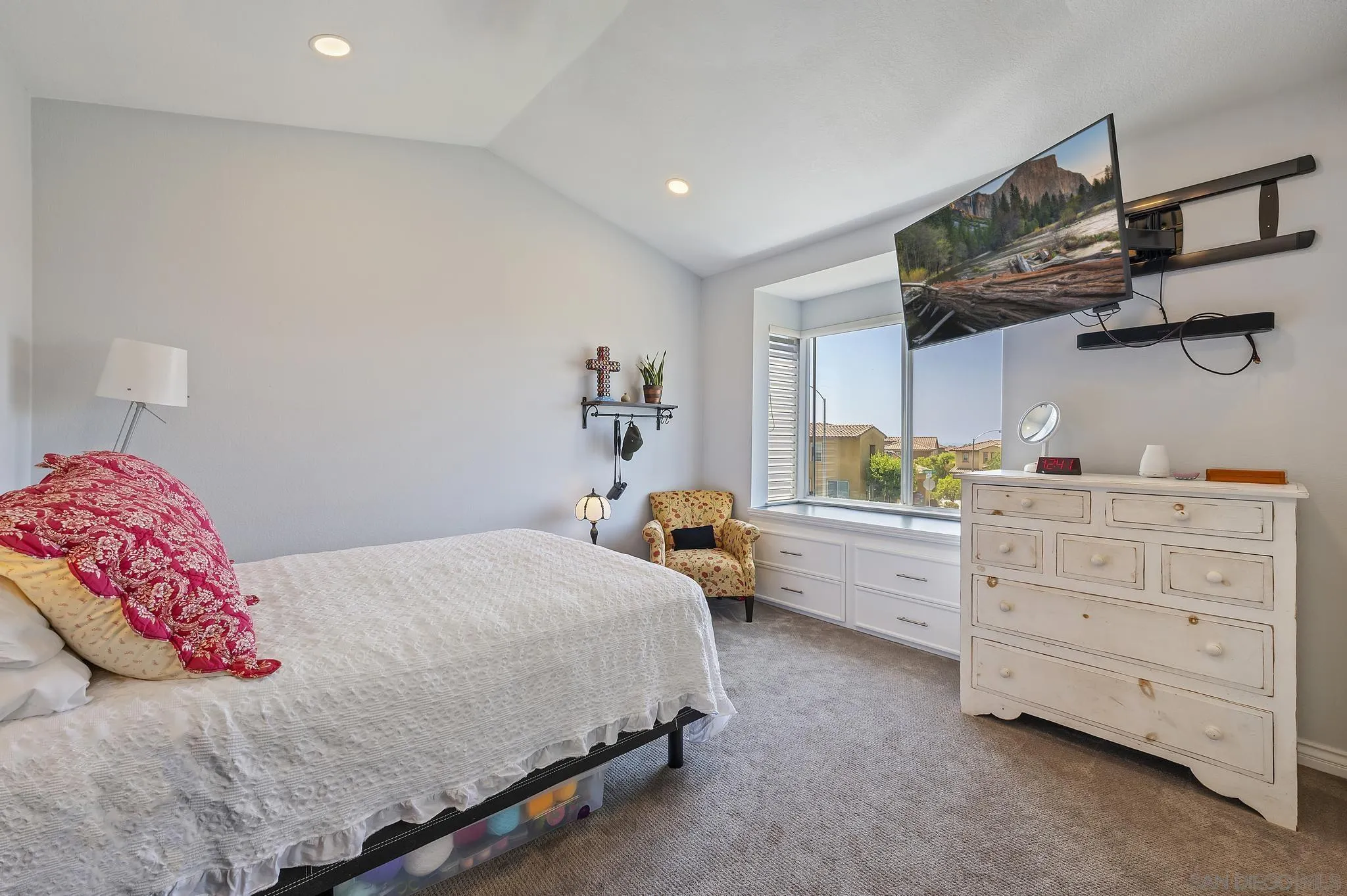 7015 Lavender Way Carlsbad, CA 92011 - Photo 25 of 67