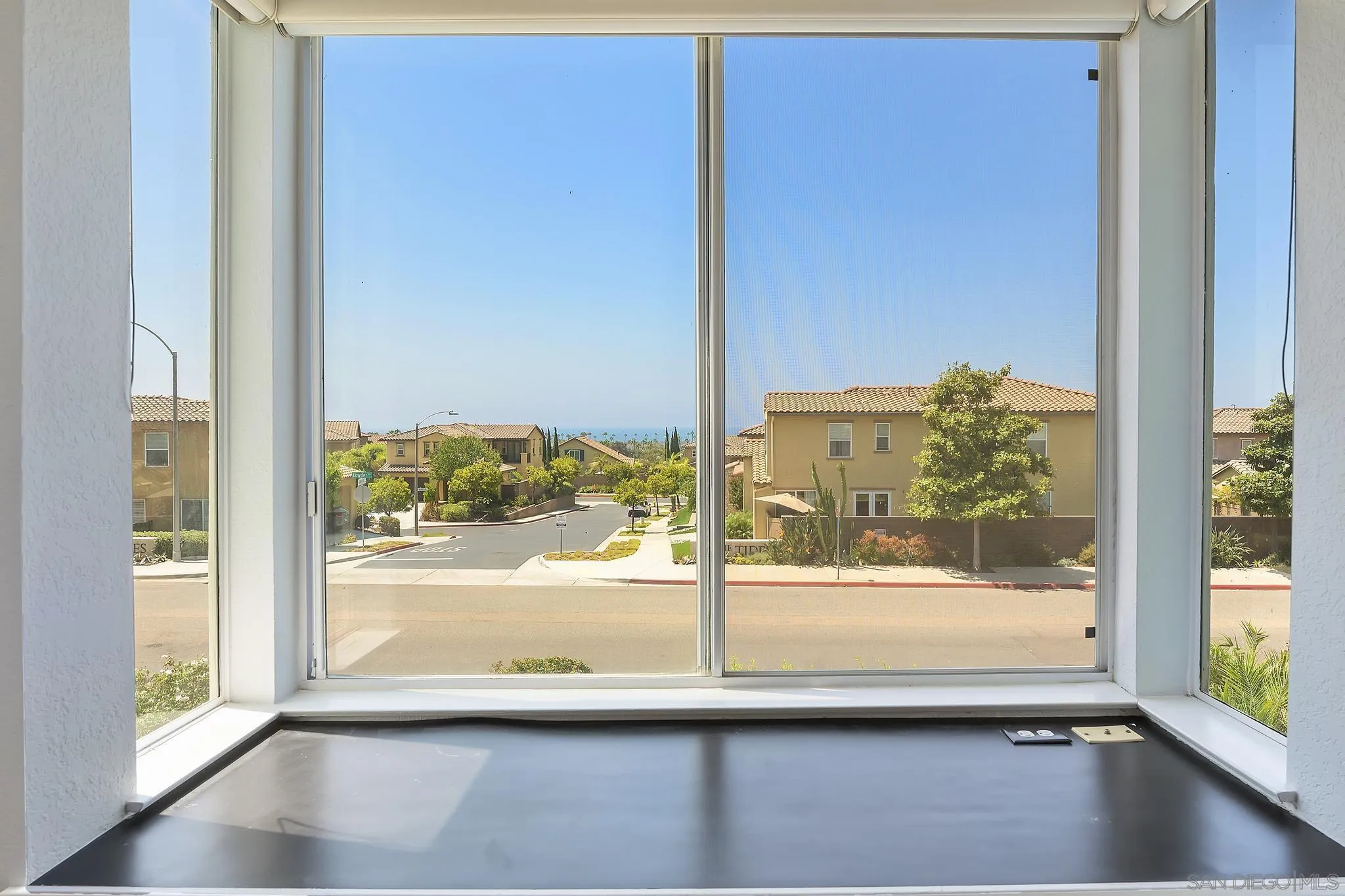 7015 Lavender Way Carlsbad, CA 92011 - Photo 27 of 67