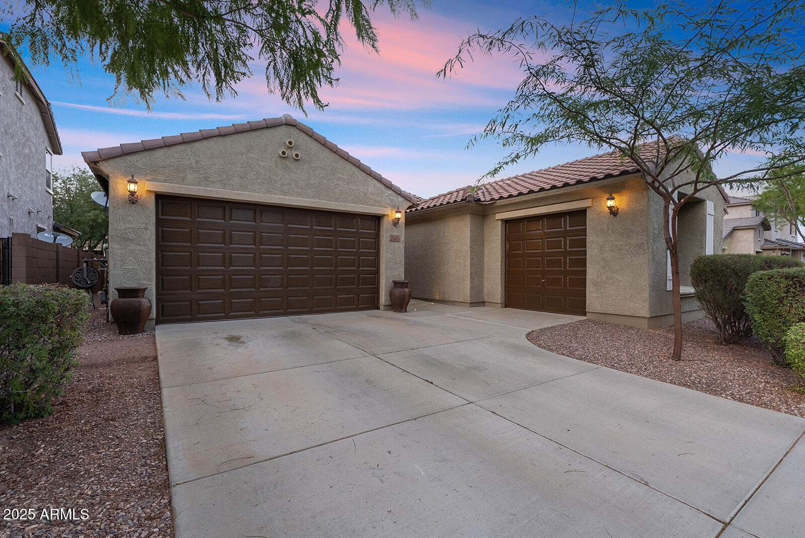 2602 West Royer Road Phoenix, AZ 85085 - Photo 1 of 40 DSC03327