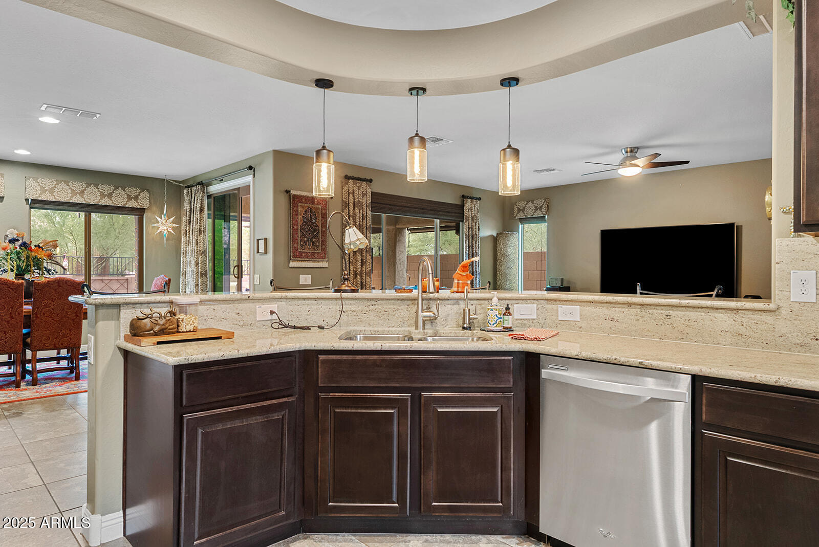 2602 West Royer Road Phoenix, AZ 85085 - Photo 10 of 40 DSC03168