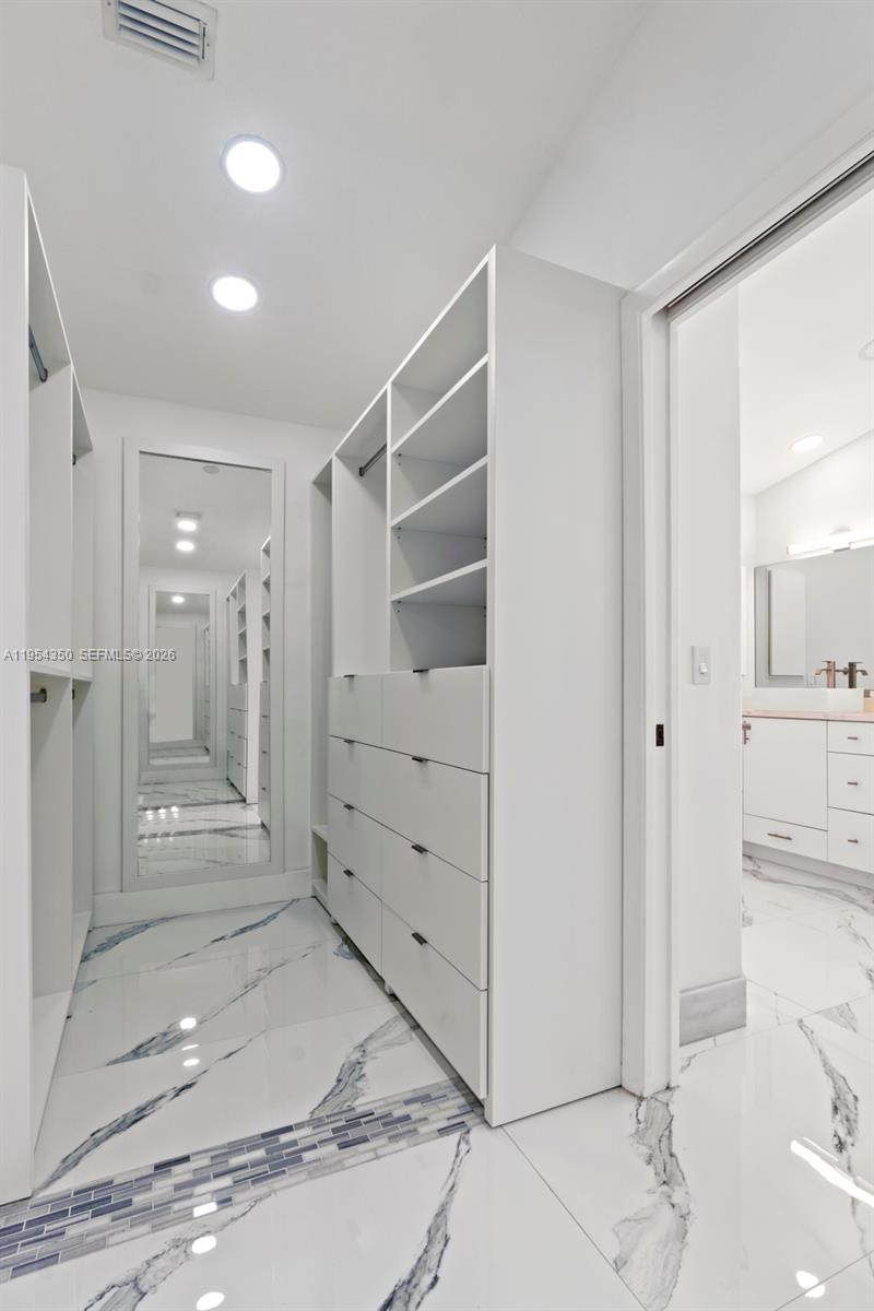 6357 Brava Way, Unit 6357 Boca Raton, FL 33433 - Photo 26 of 45 Massive walk-in closet 2