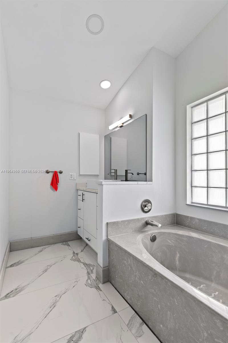 6357 Brava Way, Unit 6357 Boca Raton, FL 33433 - Photo 29 of 45