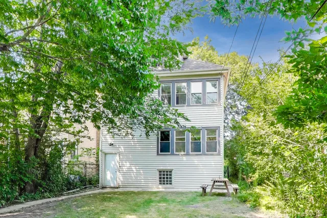 $785,000 | 1810 Washington Street, Evanston, IL 60202