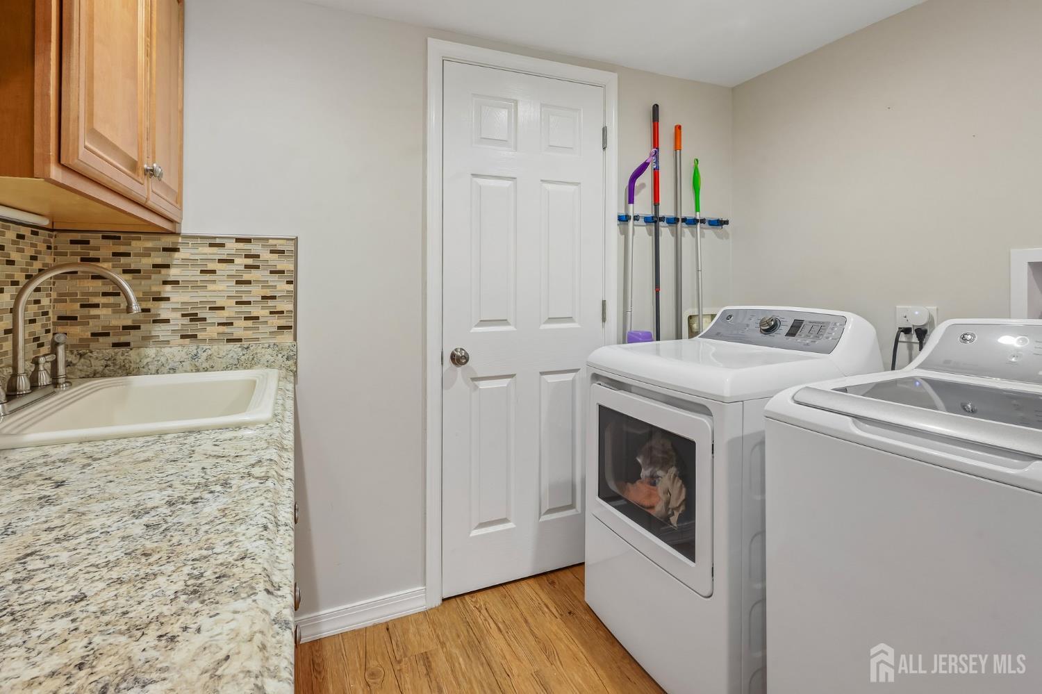 24 Brandeis Road Old Bridge, NJ 08859 - Photo 20 of 27
