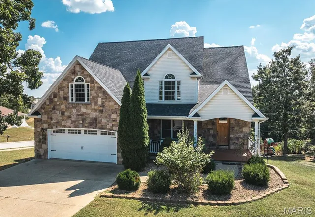 $400,000 | 100 Walnut Court, St. Robert, MO 65584