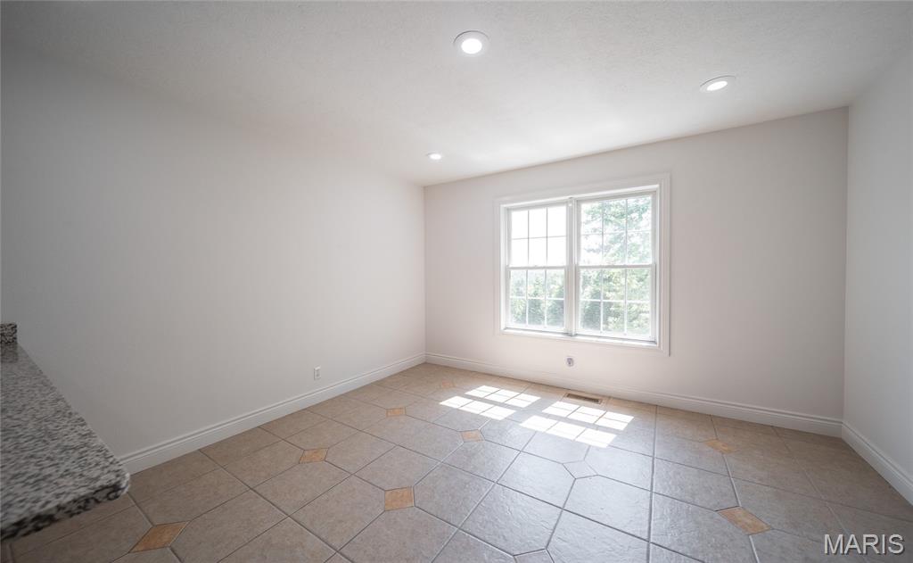 100 Walnut Court St. Robert, MO 65584 - Photo 16 of 61