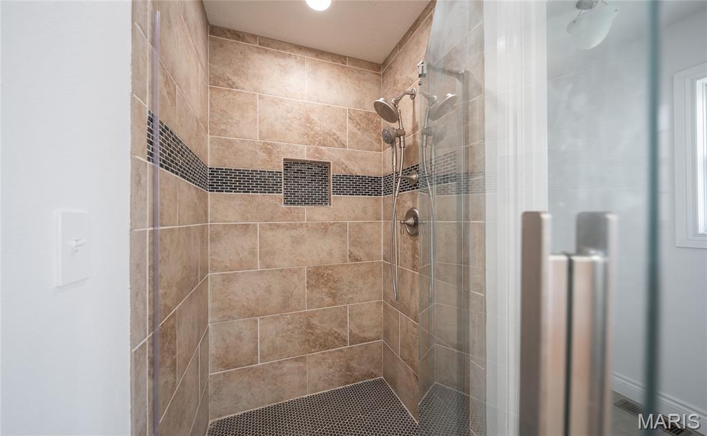 100 Walnut Court St. Robert, MO 65584 - Photo 25 of 61