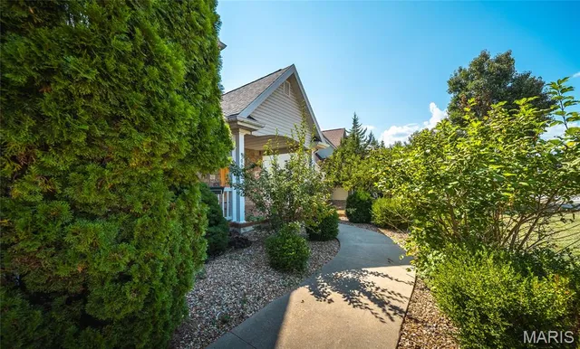 $400,000 | 100 Walnut Court, St. Robert, MO 65584