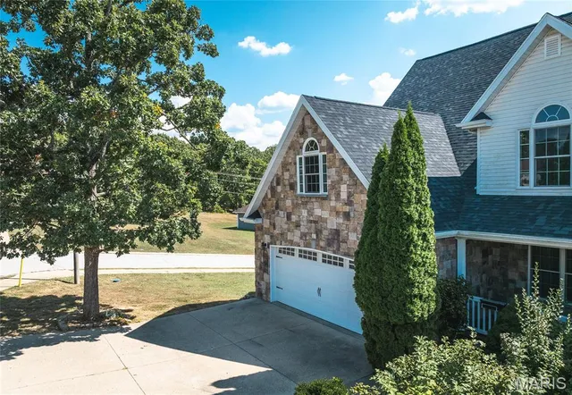 $400,000 | 100 Walnut Court, St. Robert, MO 65584