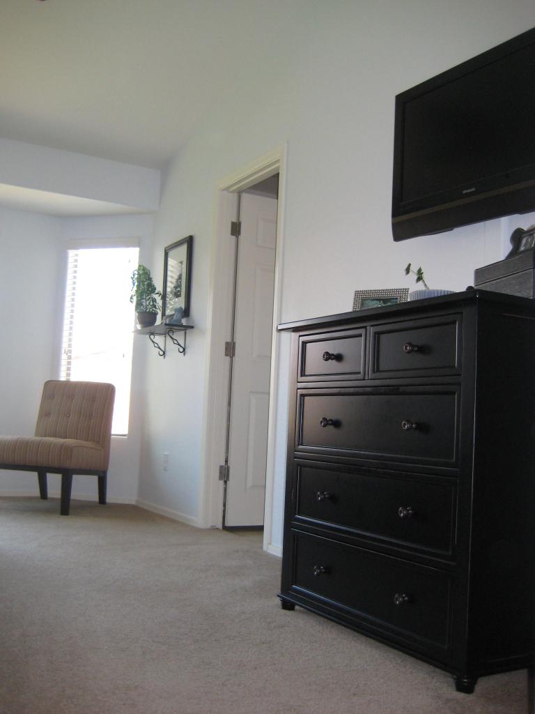 2410 West Gaby Road Phoenix, AZ 85041 - Photo 16 of 21 INTERIOR