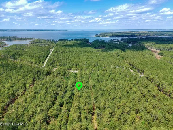 $25,000 | 20 Sandy Point Road, Scranton, NC 27875