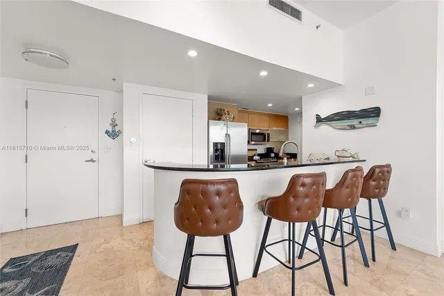 $580,000 | 1881 79th Street Causeway, Unit 2106, North Bay Village, FL 33141