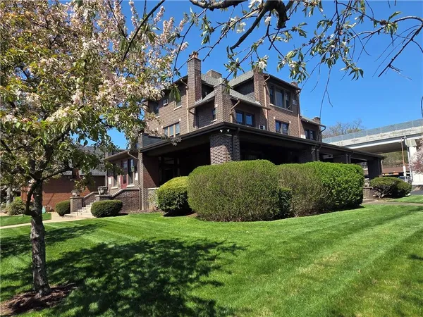 $169,900 | 701 4th Street, Unit 2, Pittsburgh, PA 15215