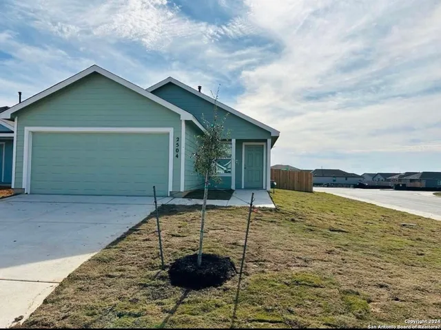 $1,650 | 2504 Sweet Olive, New Braunfels, TX 78130
