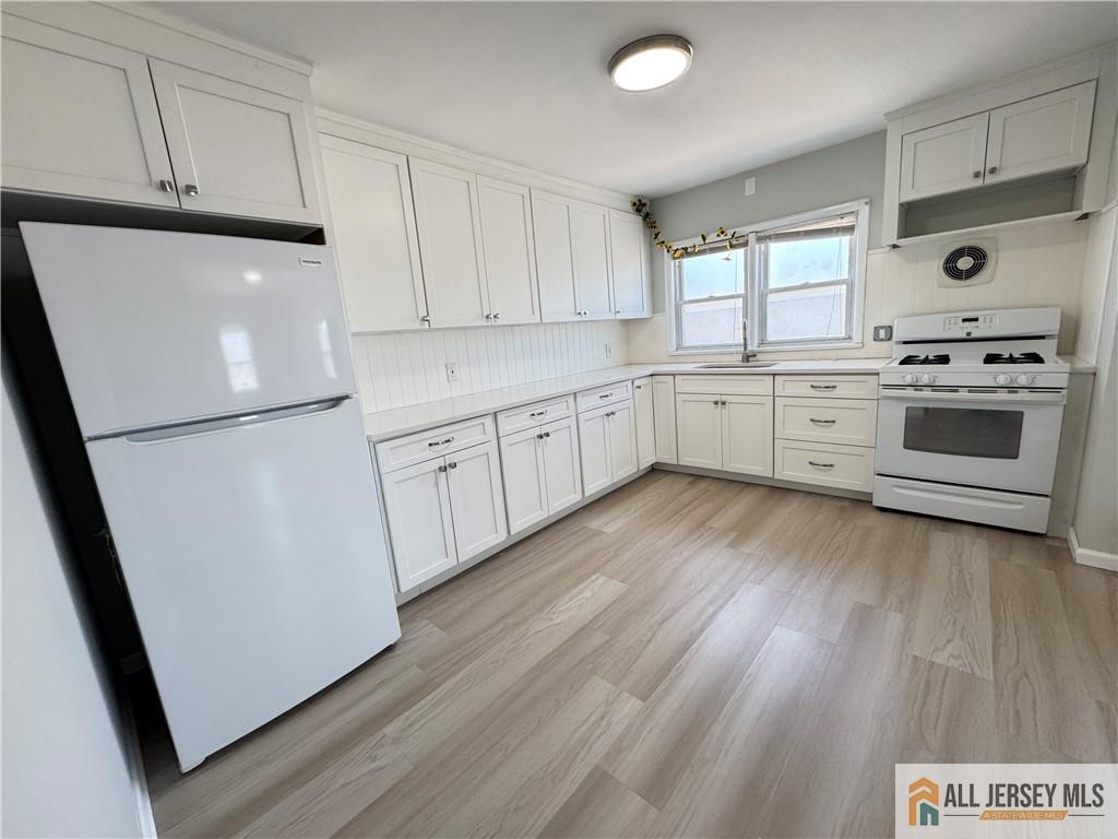 625 Bound Brook Road, Unit 2 2 Middlesex, NJ 08846 - Photo 3 of 21
